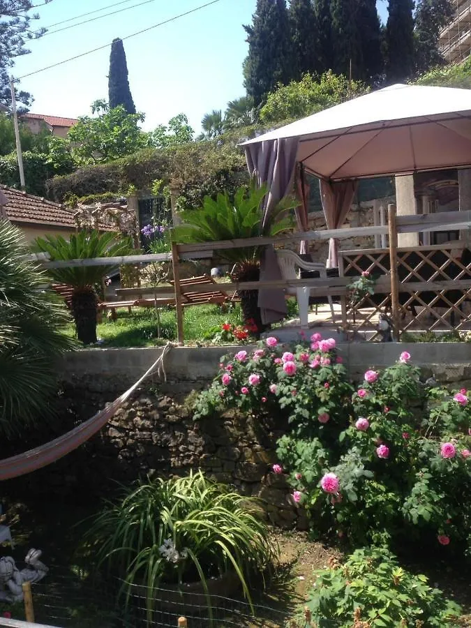 The Sea Flower Appartamento Con Giardino E Garage Auto Incluso Sanremo Apartmán
