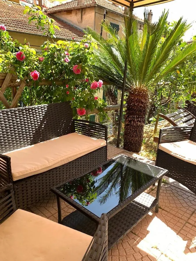 The Sea Flower Appartamento Con Giardino E Garage Auto Incluso Sanremo